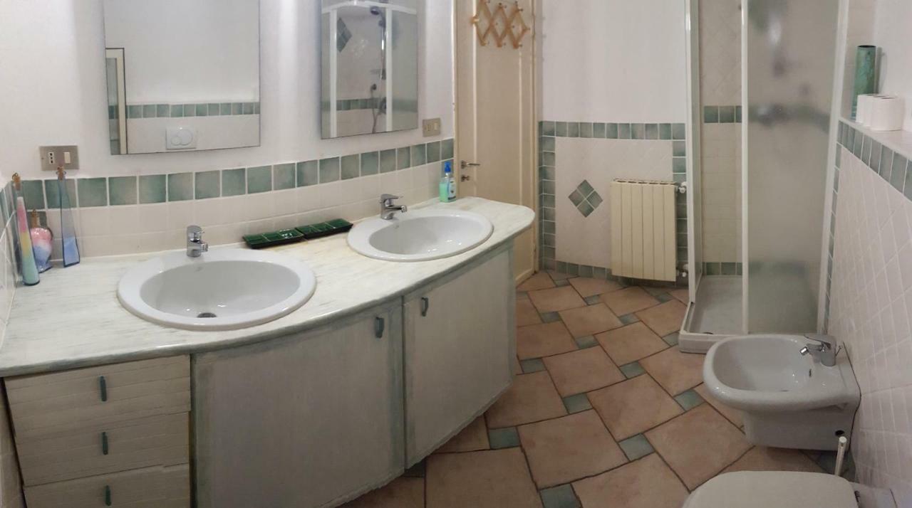 Taverna Derosas Daire Golfo Aranci Dış mekan fotoğraf