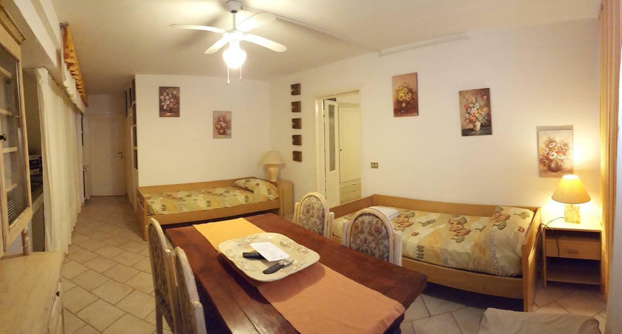 Taverna Derosas Daire Golfo Aranci Dış mekan fotoğraf