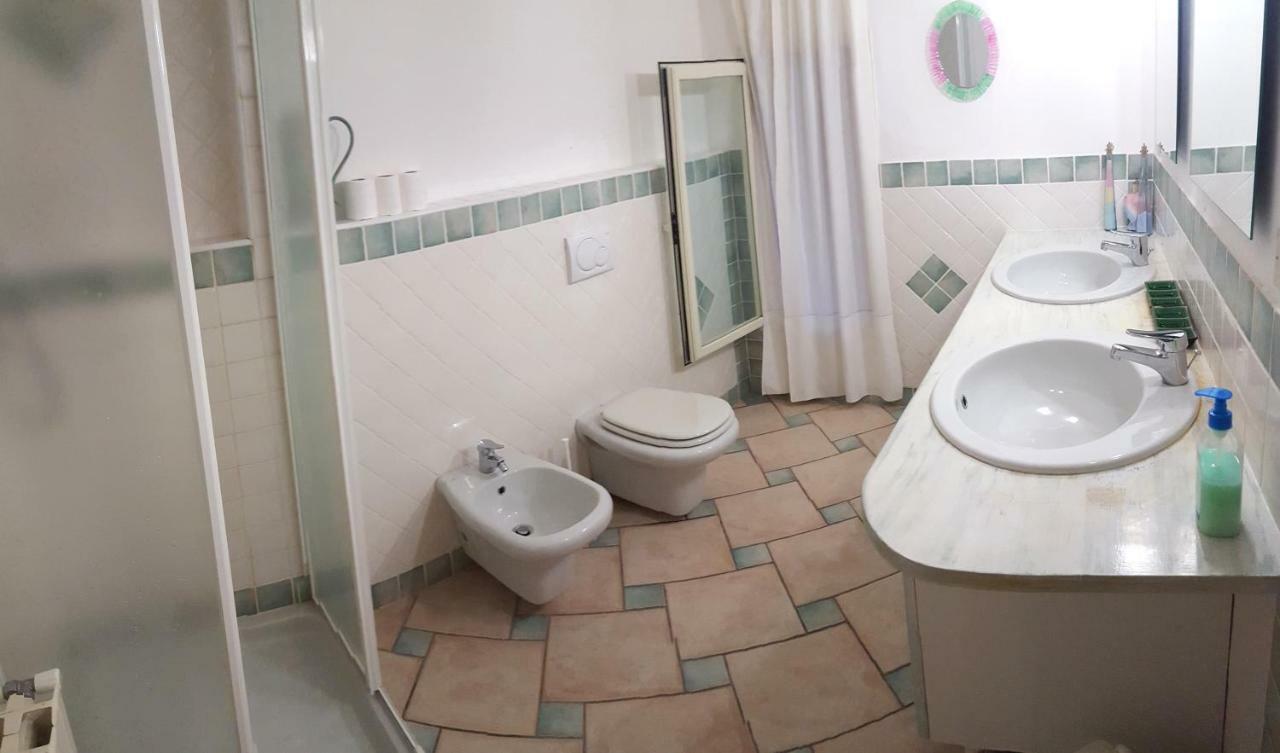 Taverna Derosas Daire Golfo Aranci Dış mekan fotoğraf